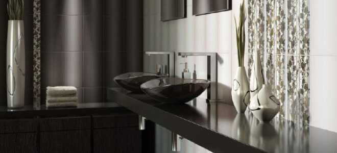 Как класть плитку в ванной на пол и на стену?