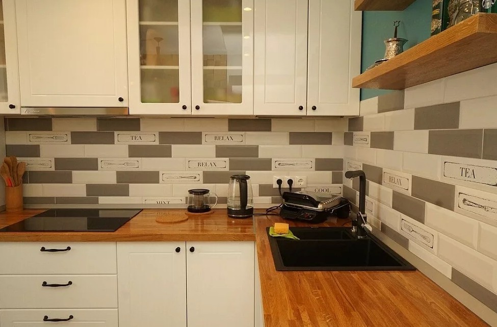 Фартук на кухню кабанчиком4