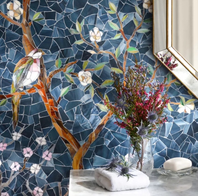 Керамическая мозаика на стене4