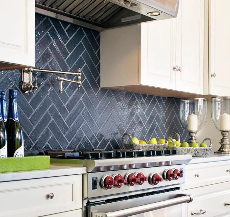 Плитка ёлочкой на фартук9