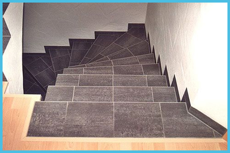 Плитка на лестнице