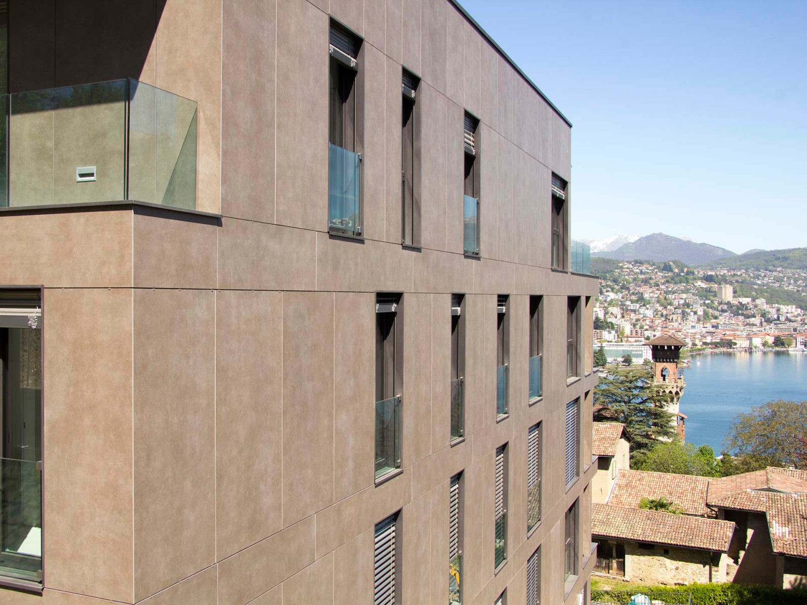 Вентилируемый фасад из керамогранита2