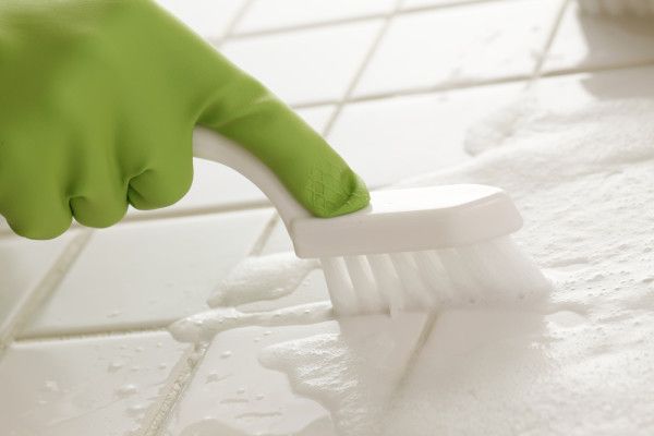 чистка кафельной плитки