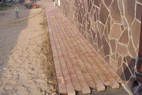 Укладка тротуарной плитки