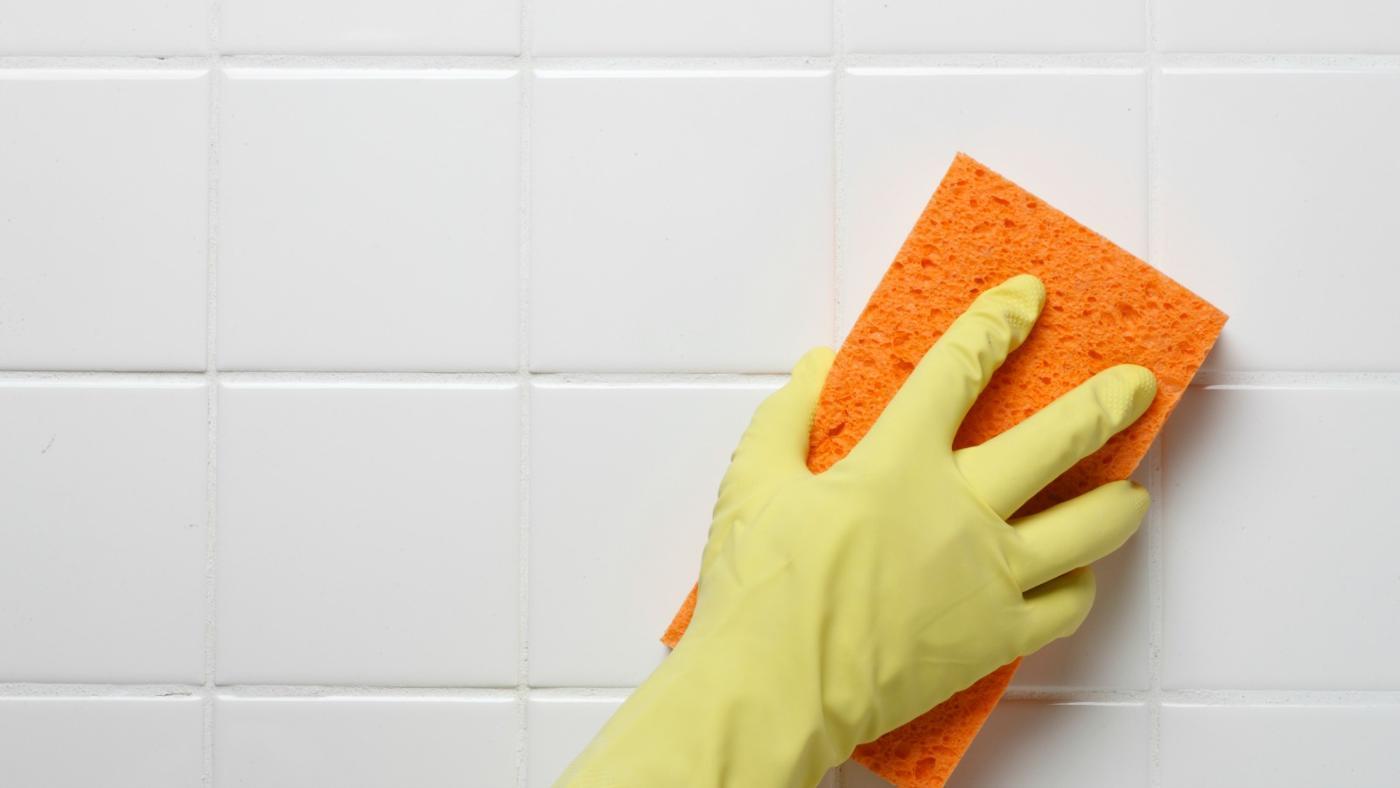 remove-pink-mildew-stains_34b2fe47165d5c1d