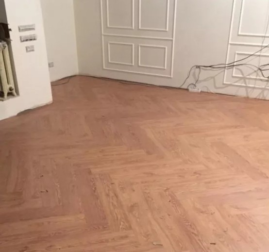укладка пвх плитки елочкой